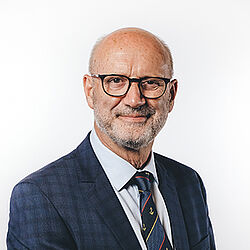 Portait de Robert CRAUSTE