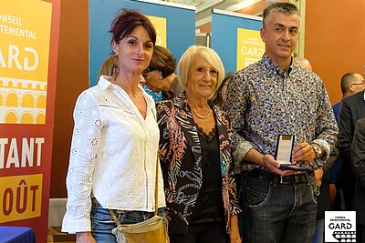 Agrandir l'image 1 sur 2, fenêtre modale